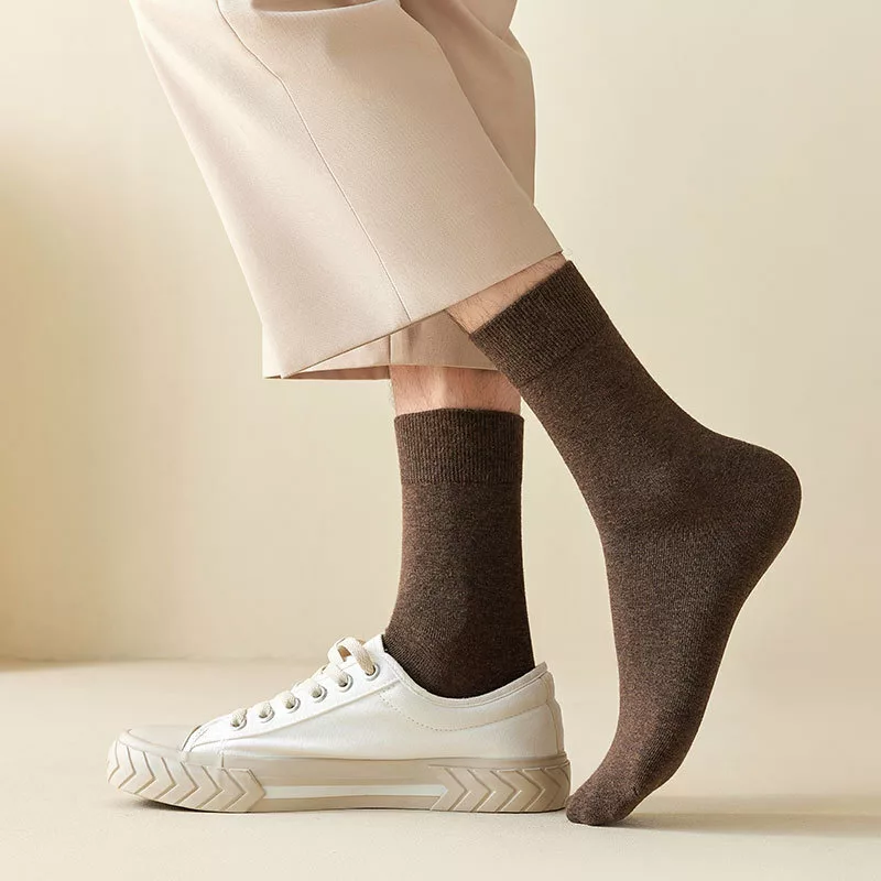 SIN00082 Men's All Season Solid Color Ankle Socks (1)