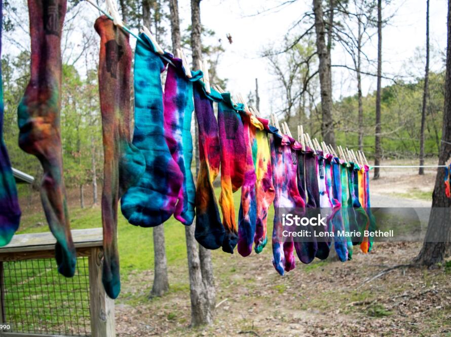 DIY Tie Dye Socks